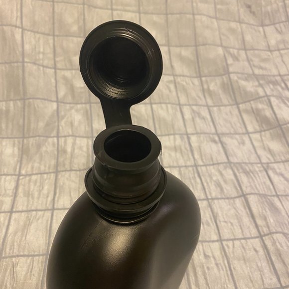 Black 1 Quart canteen with cap & strap NEW - Picture 5 of 6